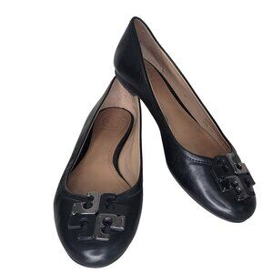 Tory Burch Women's Black leather Slip-On Ballet Flats With Metal Logo Size 6M